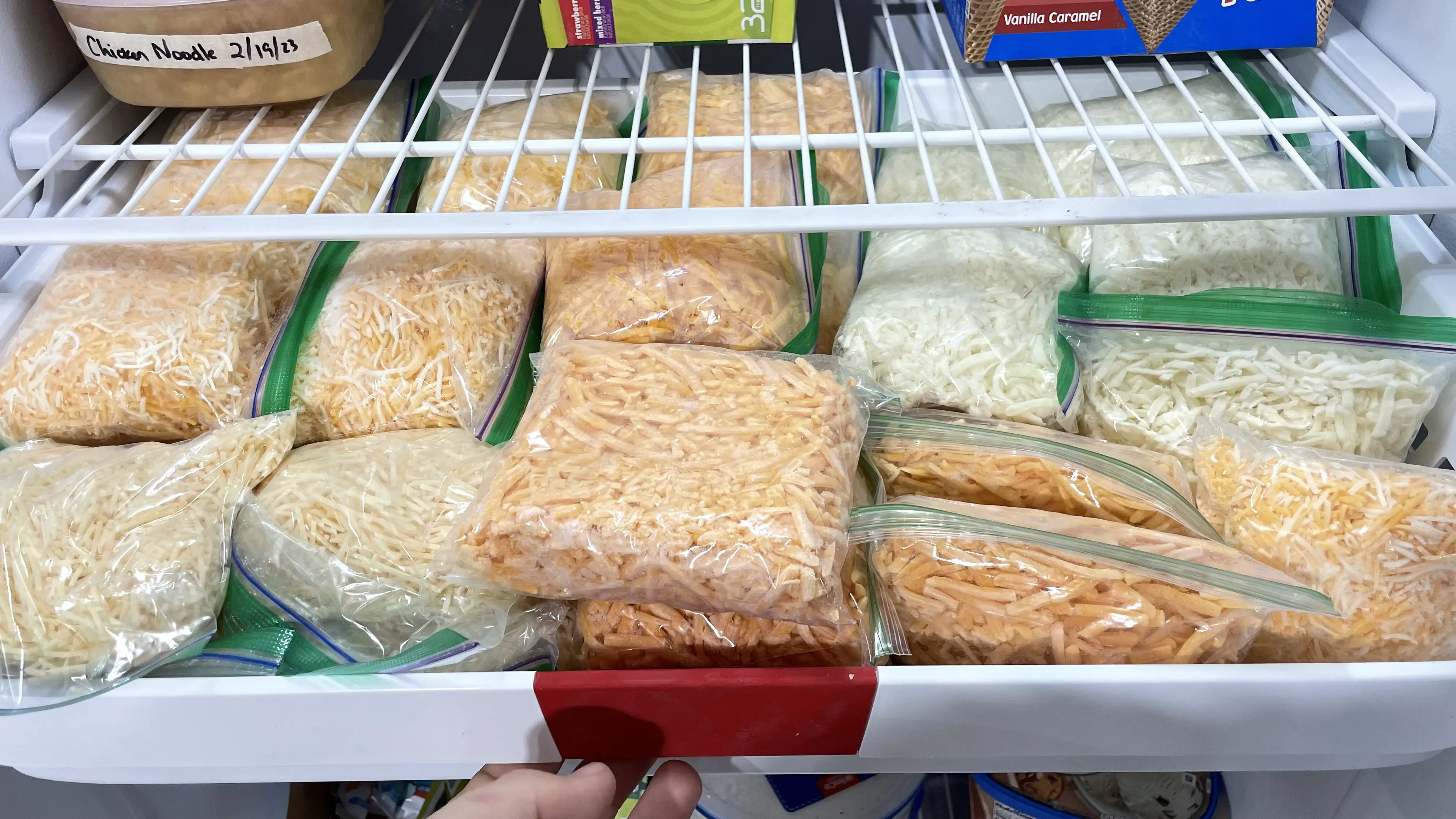 https://pantrypreparedness.com/wp-content/uploads/2023/07/Frozen-Cheese-in-Ziploc-Bags.jpg